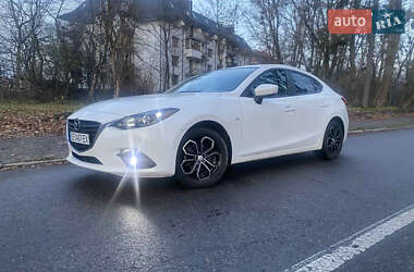 Седан Mazda 3 2016 в 