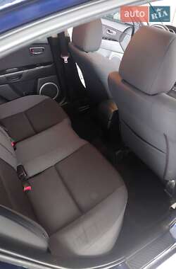 Седан Mazda 3 2009 в Калуше