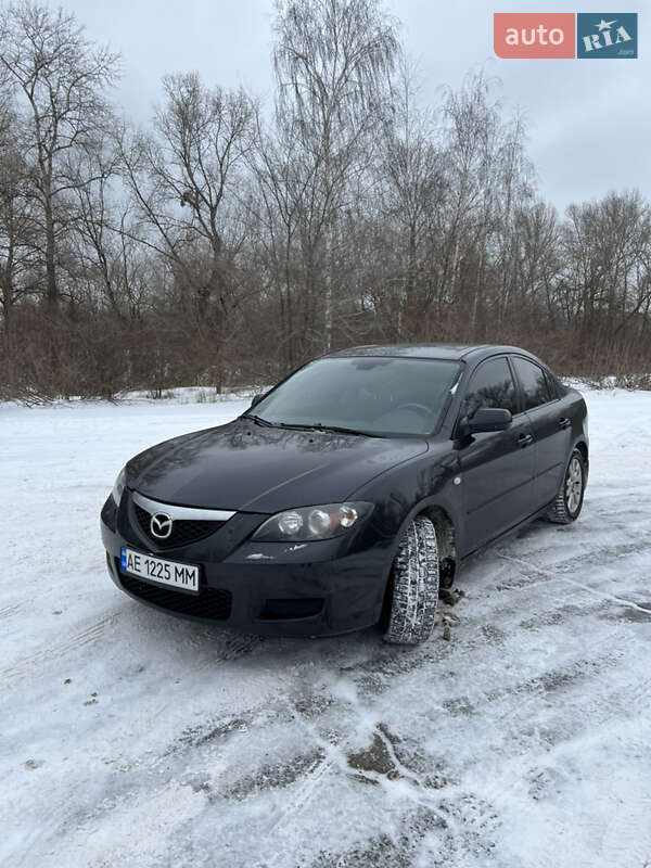 Седан Mazda 3 2006 в Днепре