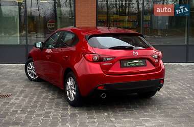 Хэтчбек Mazda 3 2015 в Киеве