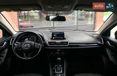 Хэтчбек Mazda 3 2015 в Киеве