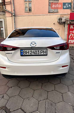 Седан Mazda 3 2015 в Одесі