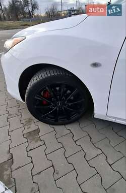 Седан Mazda 3 2012 в Киеве