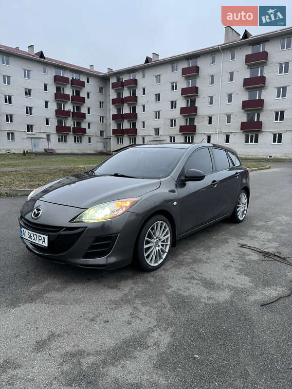 Хэтчбек Mazda 3 2009 в Богуславе