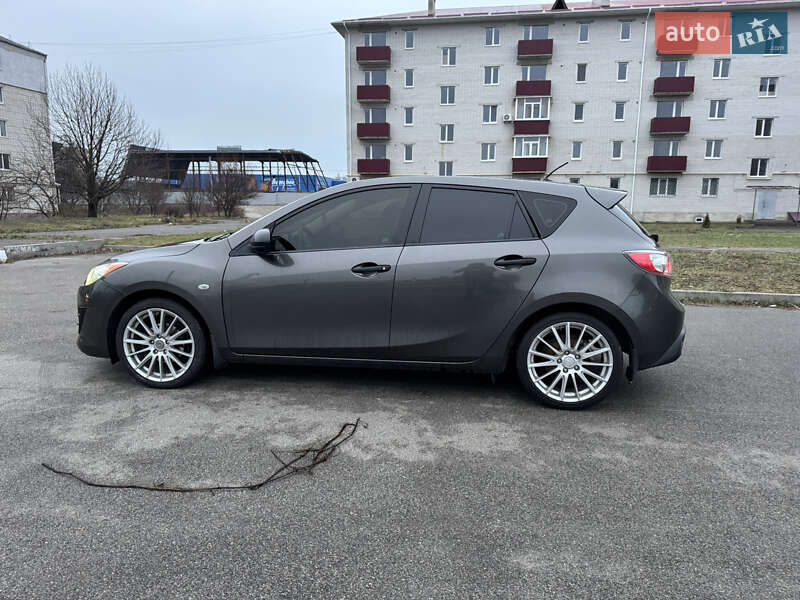 Хэтчбек Mazda 3 2009 в Богуславе