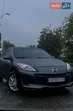 Седан Mazda 3 2012 в Черкасах