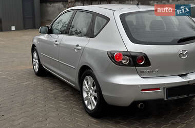 Хэтчбек Mazda 3 2007 в Ровно