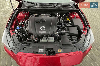 Седан Mazda 3 2018 в 
