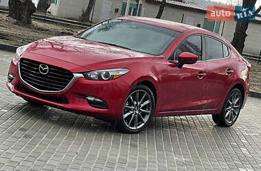 Седан Mazda 3 2018 в 