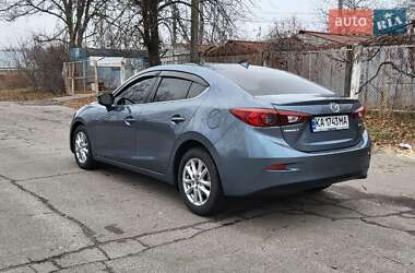 Седан Mazda 3 2015 в Полтаве