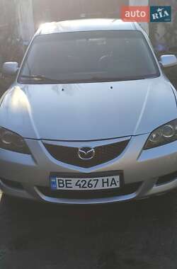 Седан Mazda 3 2004 в Миколаєві