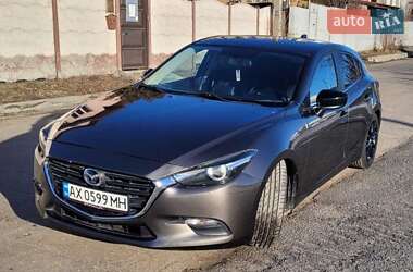 Хетчбек Mazda 3 2015 в Харкові