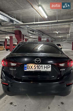 Седан Mazda 3 2014 в Дніпрі