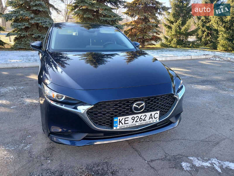 Седан Mazda 3 2020 в Дніпрі