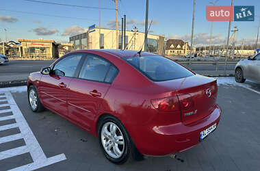 Седан Mazda 3 2004 в Луцьку