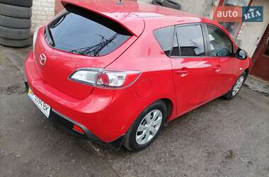 Хэтчбек Mazda 3 2011 в Запорожье