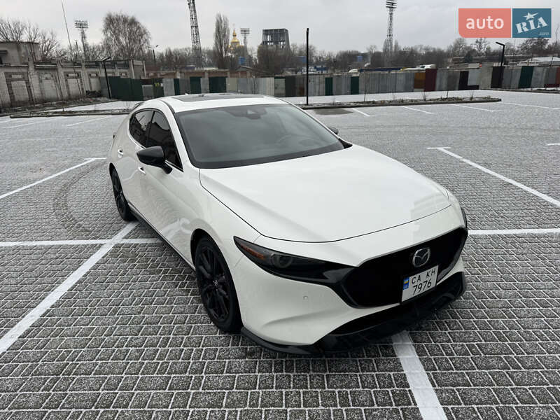Хэтчбек Mazda 3 2022 в Черкассах