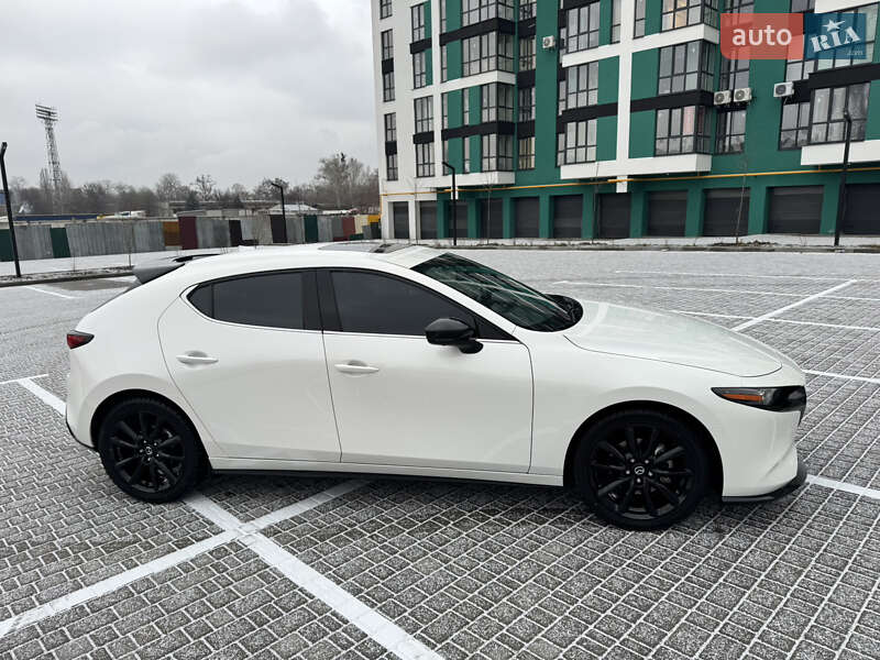 Хэтчбек Mazda 3 2022 в Черкассах