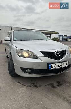 Хэтчбек Mazda 3 2006 в Сарнах