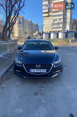 Седан Mazda 3 2017 в Черкассах