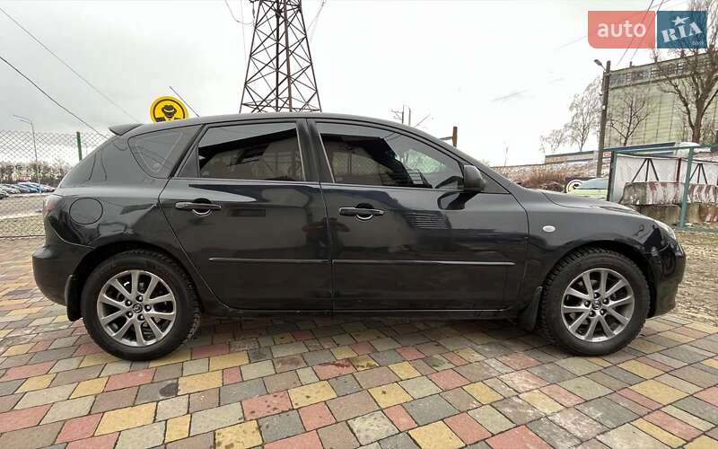 Хэтчбек Mazda 3 2008 в Стрые