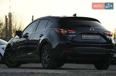 Хетчбек Mazda 3 2015 в Бердичеві