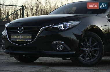 Хетчбек Mazda 3 2015 в Бердичеві