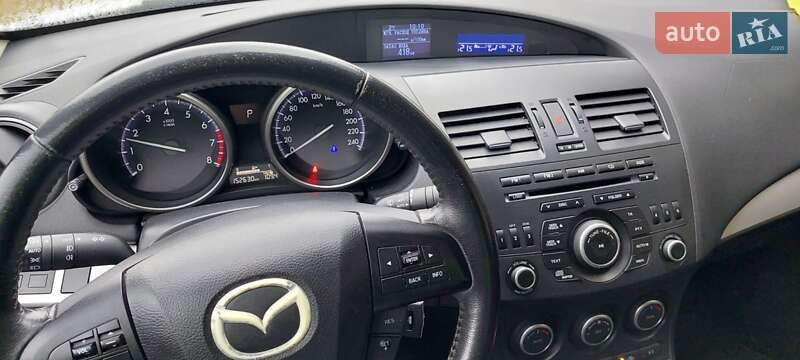 Седан Mazda 3 2012 в Кременчуге