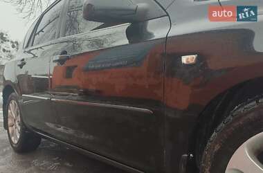 Хетчбек Mazda 3 2005 в Звягелі