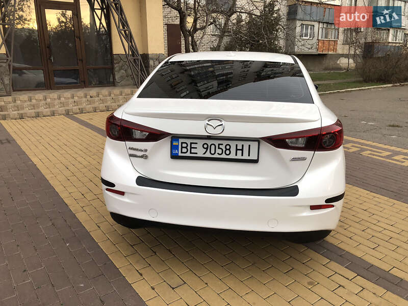 Седан Mazda 3 2015 в Одесі