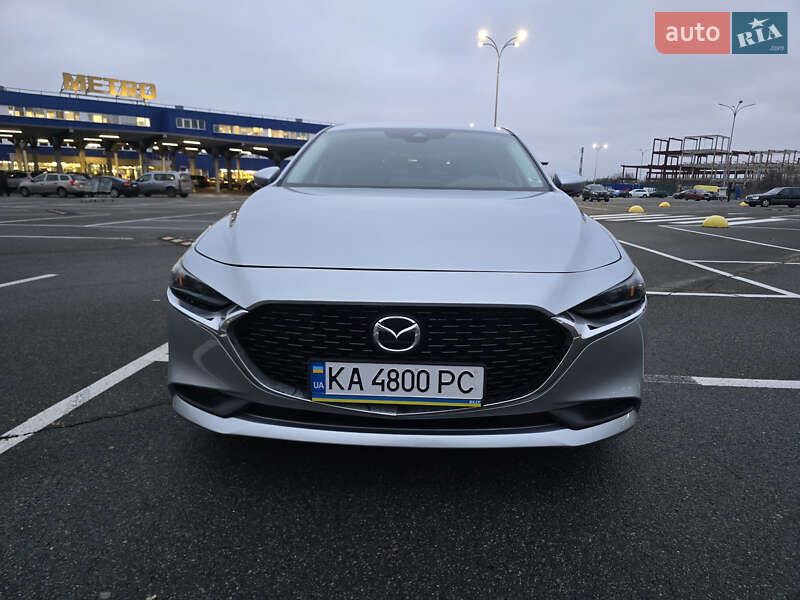 Седан Mazda 3 2019 в Києві