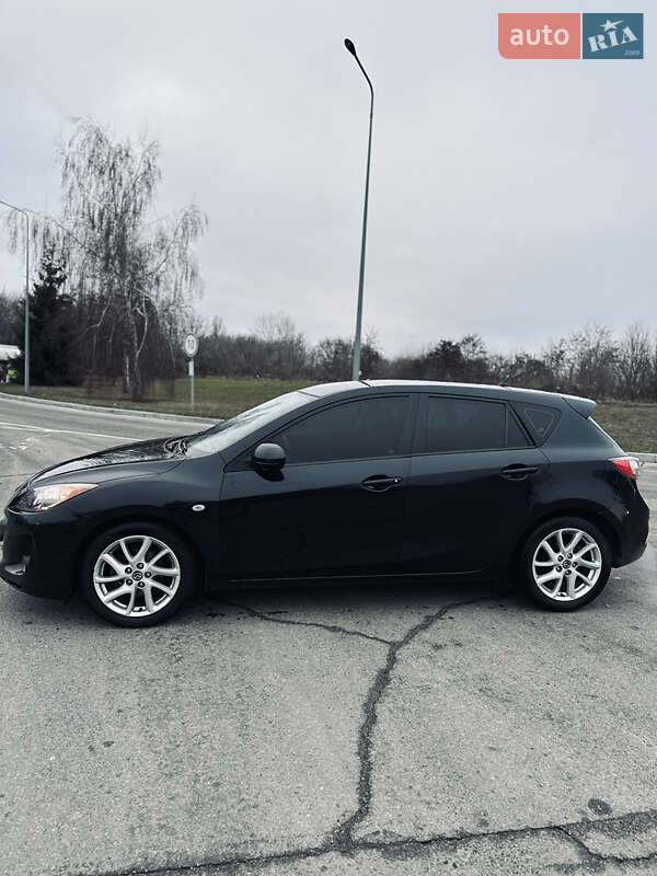 Хэтчбек Mazda 3 2012 в Полтаве