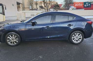 Седан Mazda 3 2014 в Львові