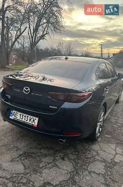 Седан Mazda 3 2019 в Дніпрі