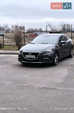 Седан Mazda 3 2016 в Днепре