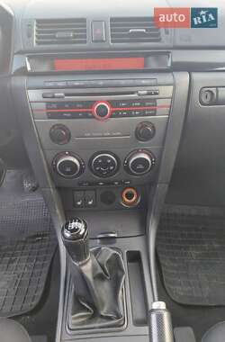 Седан Mazda 3 2007 в 