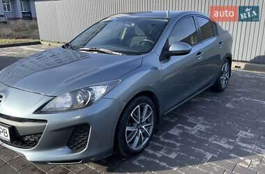 Седан Mazda 3 2011 в Червонограді