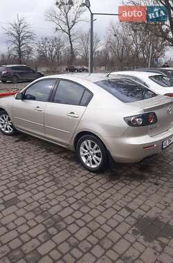 Седан Mazda 3 2007 в 