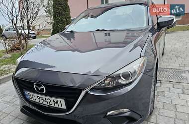 Седан Mazda 3 2016 в Львове