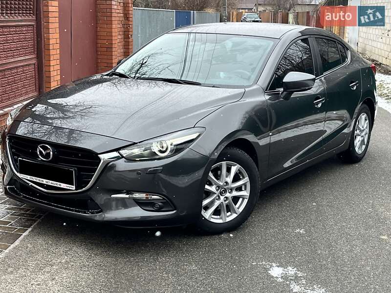 Седан Mazda 3 2017 в Києві