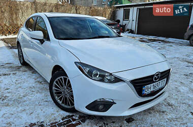 Хэтчбек Mazda 3 2015 в Киеве