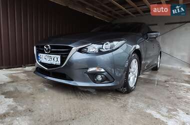 Седан Mazda 3 2016 в Києві