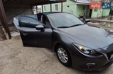 Седан Mazda 3 2016 в Києві