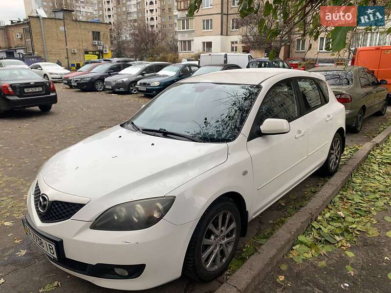 Хэтчбек Mazda 3 2008 в Киеве