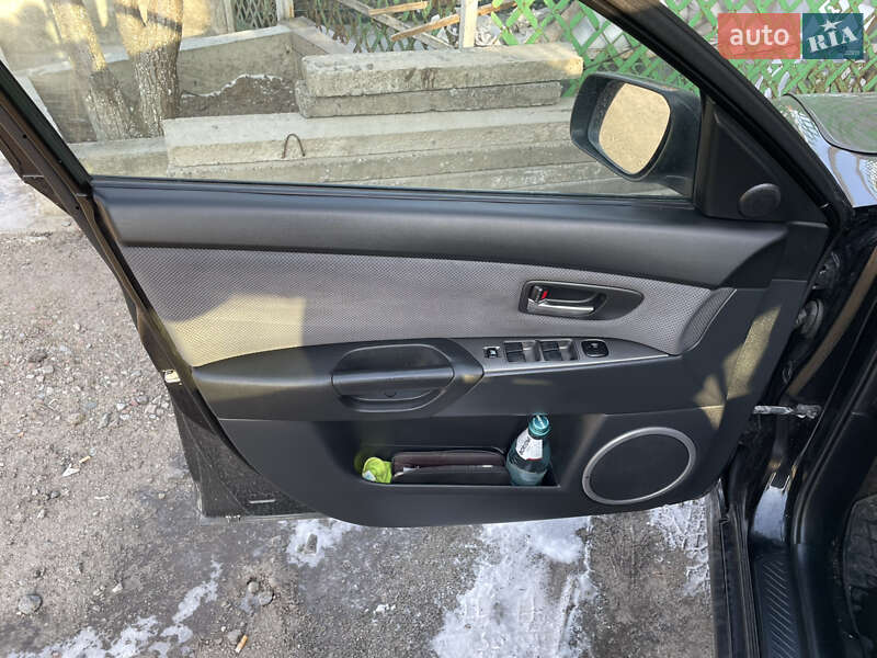 Седан Mazda 3 2008 в Боярке