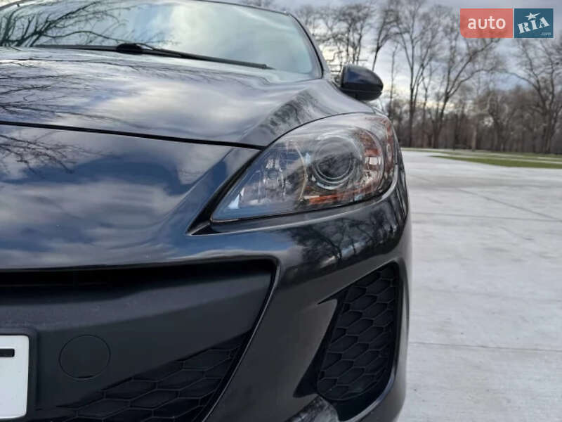 Хэтчбек Mazda 3 2013 в Запорожье