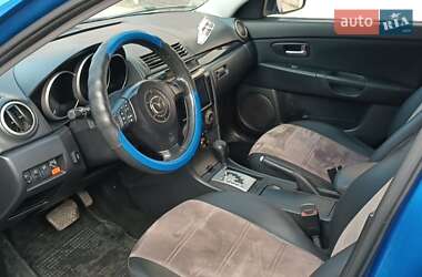 Седан Mazda 3 2005 в Овідіополі