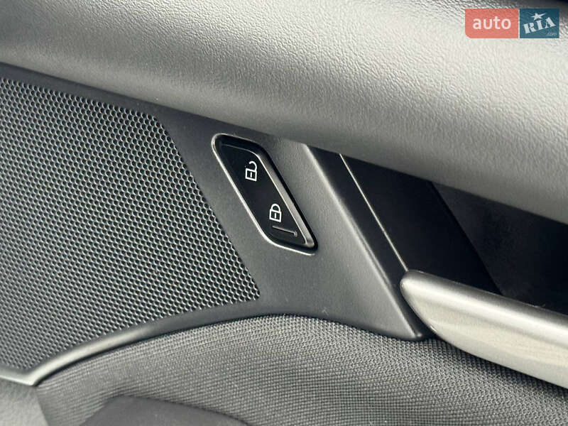 Седан Mazda 3 2022 в Сумах