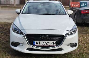 Хэтчбек Mazda 3 2018 в Киеве