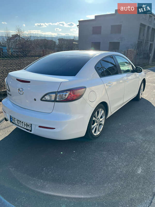 Седан Mazda 3 2011 в Дніпрі фото 2 Седан Mazda 3 2011 в Дніпрі
